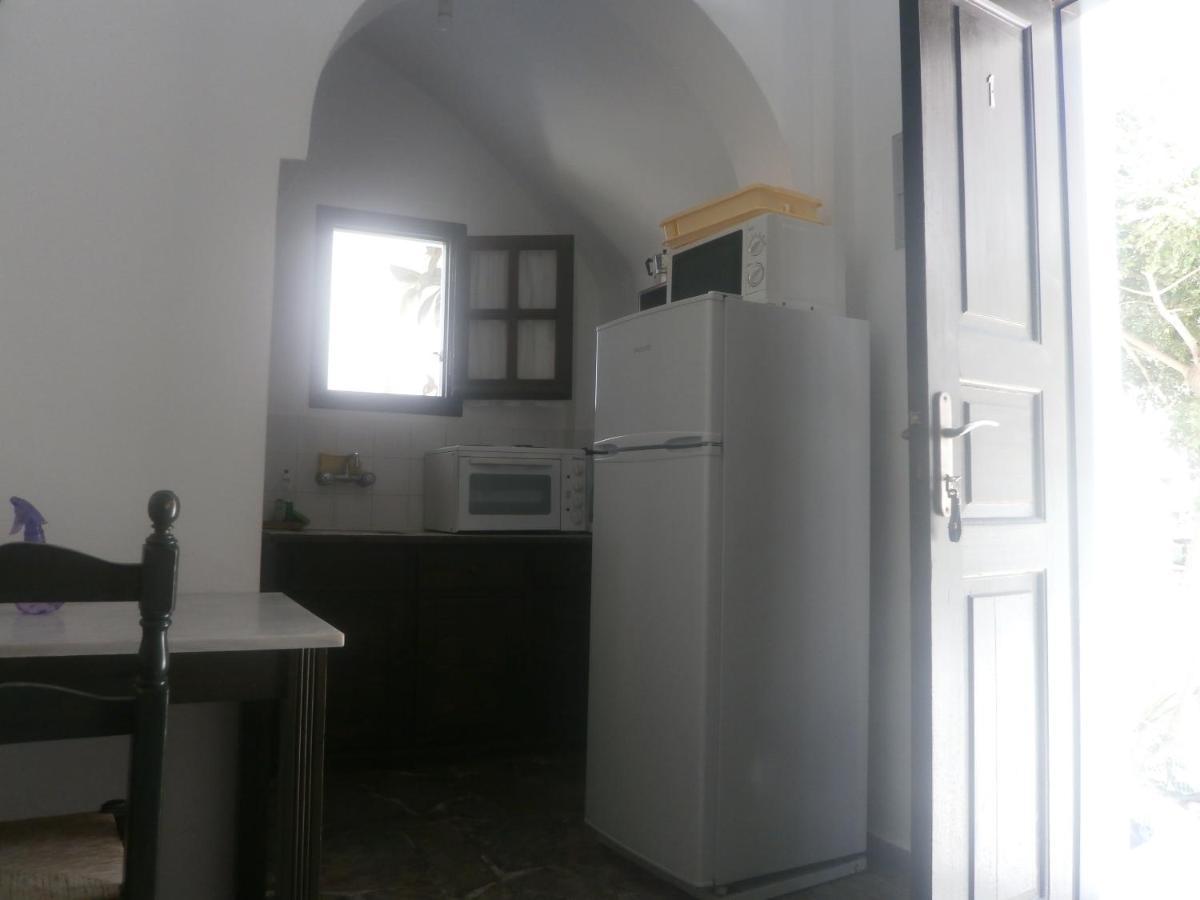 Villa Ostria Kamari  Luaran gambar