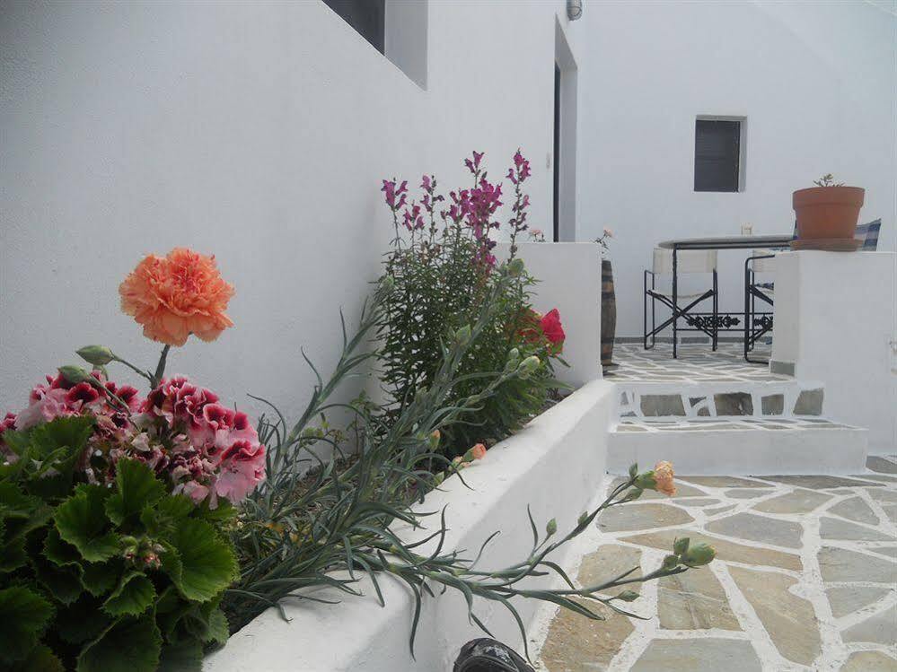 Villa Ostria Kamari  Luaran gambar